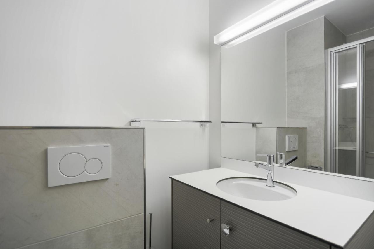 Neuchatel City Hotel Bagian luar foto