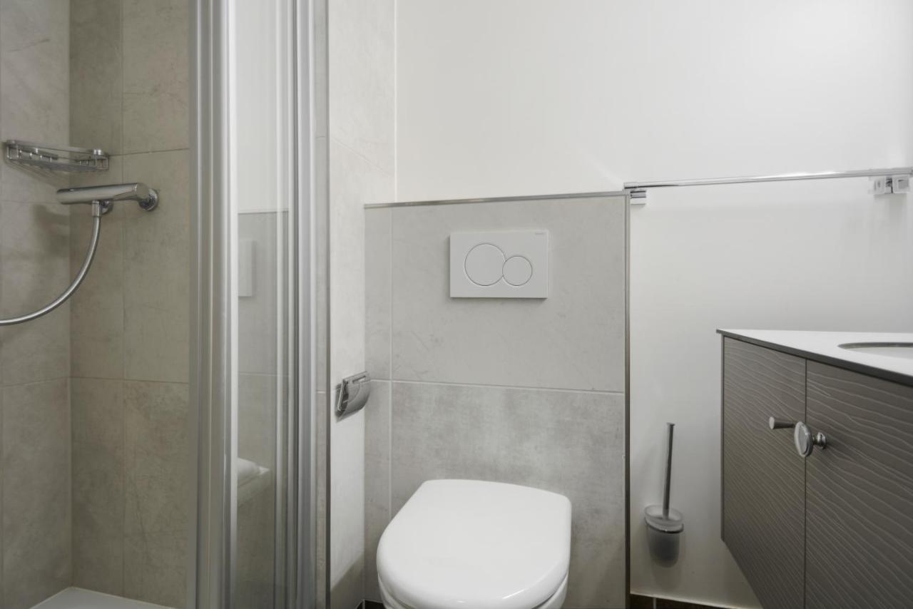 Neuchatel City Hotel Bagian luar foto