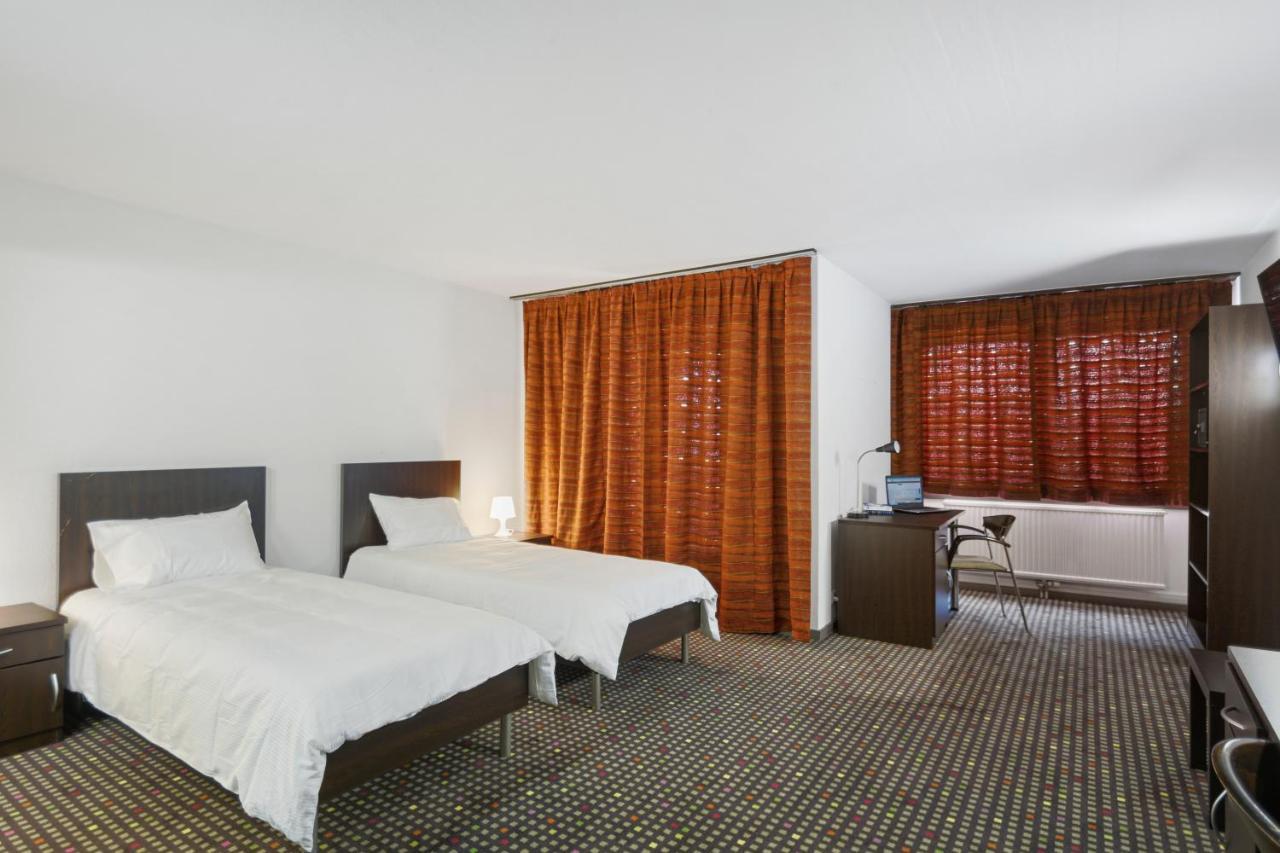 Neuchatel City Hotel Bagian luar foto