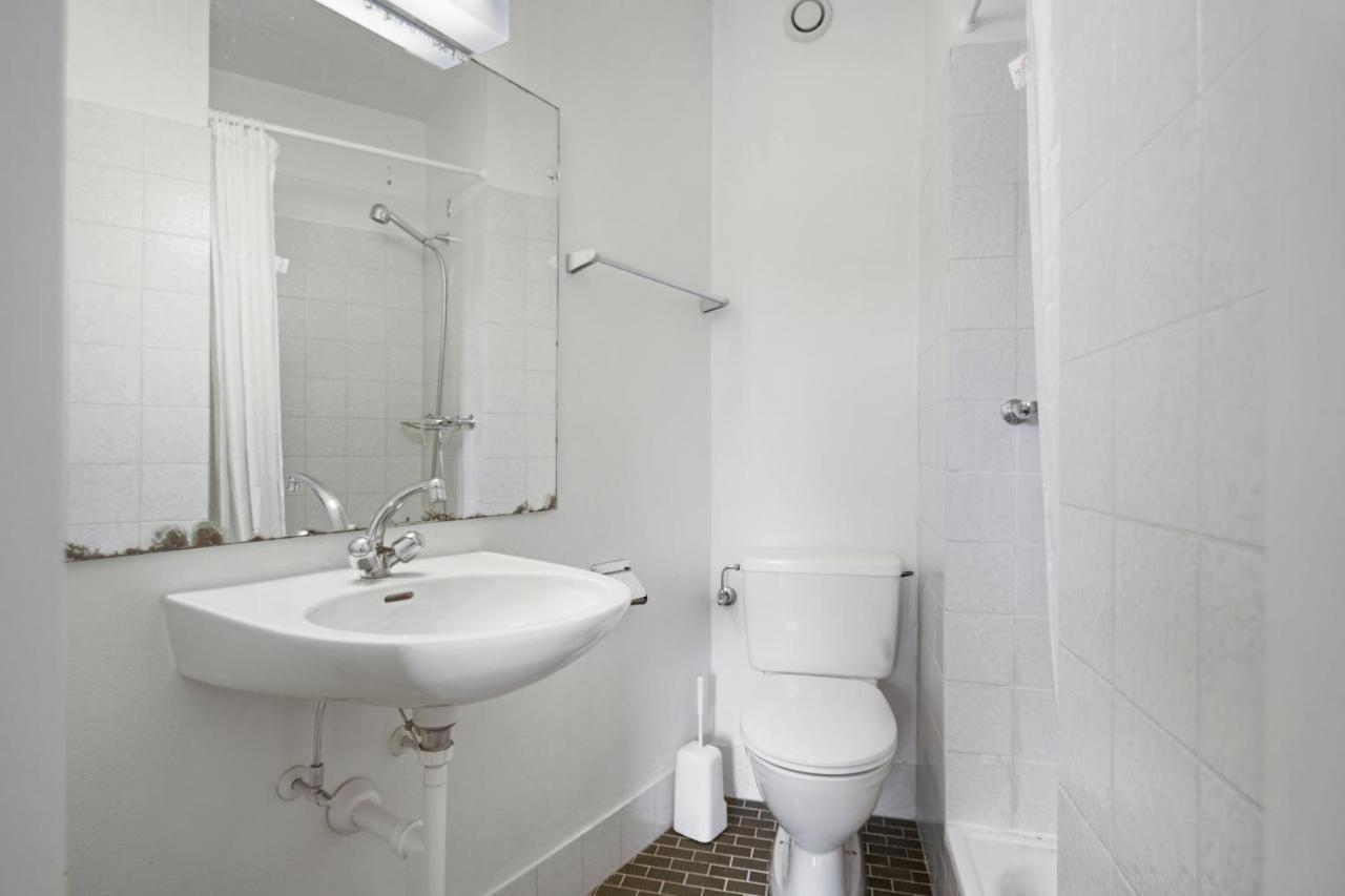 Neuchatel City Hotel Ruang foto