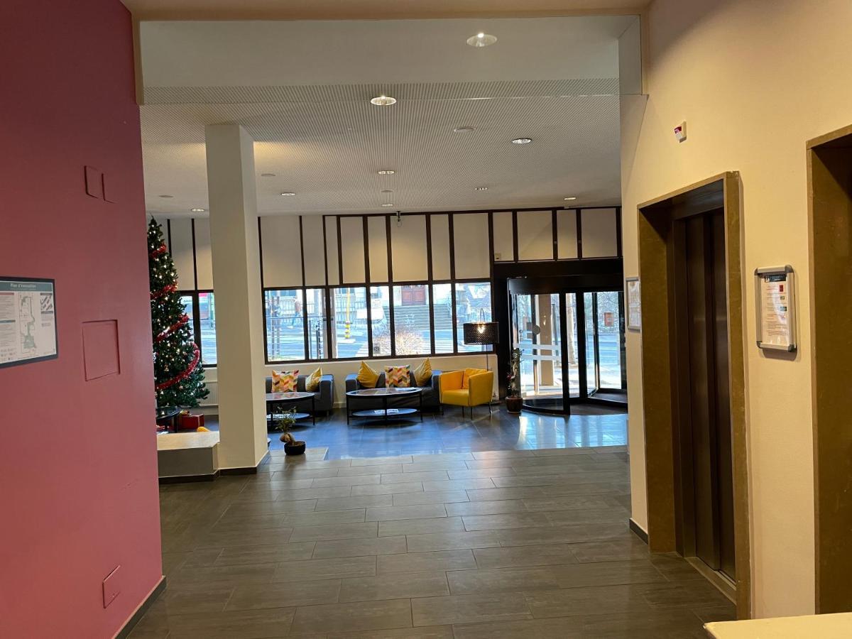 Neuchatel City Hotel Bagian luar foto