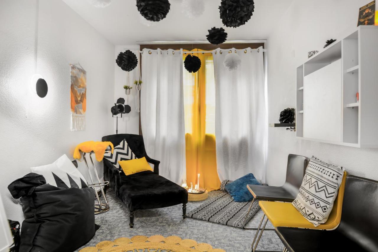 Neuchatel City Hotel Bagian luar foto